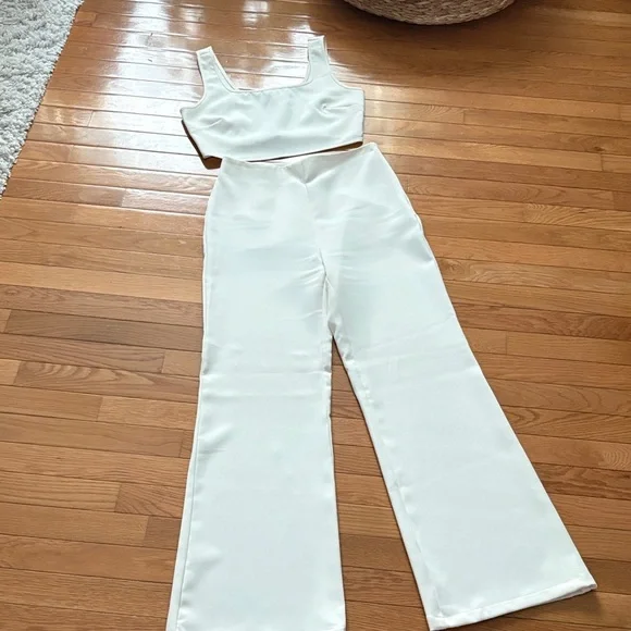 Sincerely Jules Cream Wide Leg Jumpsuit - Picture 2 of 9